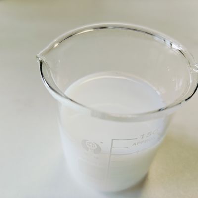 Styrène / acrylates Copolymère hydratant liquide blanc laiteux Modificateur d' apparence pour le soin de la peau du visage et du corps