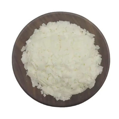 Agents tensioactifs cationiques de stéaramopropyl diméthylamine pour les cheveux
