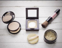 SiO2 Fluide de silice fournit une texture soyeuse douce et douce sensation améliorer la durabilité du produit et des effets de maquillage naturel