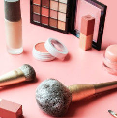 Additif pour l'absorption des UV par l'éthylhexylsalicyllate Cas 118-60-5 Pour les produits de soins de la peau