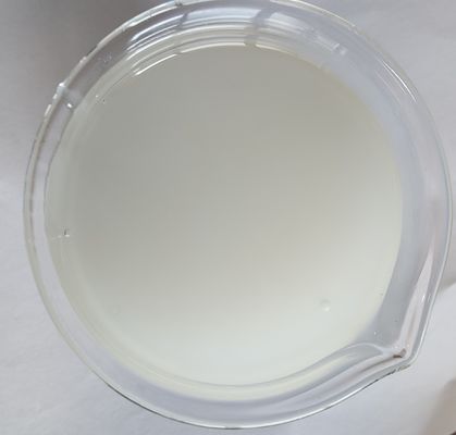 Polyacrylamide C13-14 Isoparaffine Laureth-7 Émulsifiants par processus froid Modificateur de rhéologie à haute efficacité 246538-79-4
