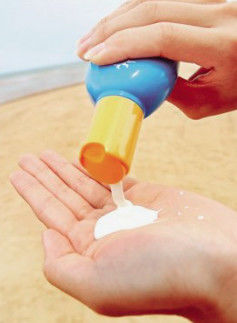 Allantoin hydratant naturel anti-irritant et non allergique poudre cristalline pour le nettoyage du visage CAS97-59-6