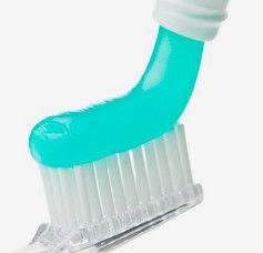 Agents blanchissants pour la peau à base de dipalmitate de kojic Stabilité à la lumière et à la chaleur CAS 79725-98-7