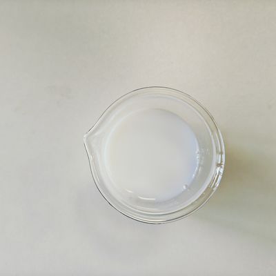 Émulsion de styrène/acrylique à base d'eau, lotion blanche et crème à base de lait, avec effet hydratant/éclairant