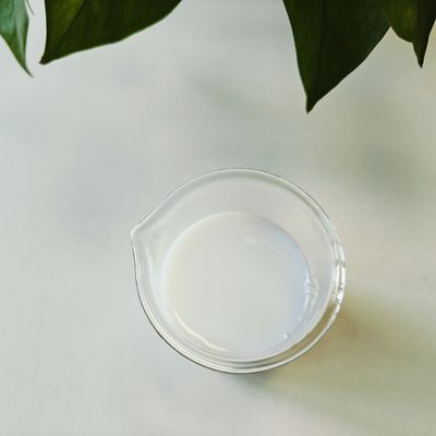 Modificateurs réologiques liquides en copolymère acrylates blancs laiteux avec une bonne épaississement de la teneur en solides 34,0-36,0 %