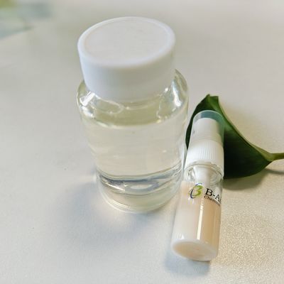 Émulsifiant incolore à jaunâtre PEG-6 Caprylique / Capric Pour éliminer le maquillage comme excipient et agent de parfum
