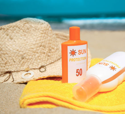 Diéthylhexyl Butamido Triazone CAS 154702-15-5 Poudre additif d'absorbeur UV atteint un SPF élevé à faible dose