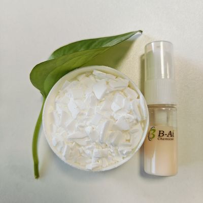 Cas 9005-08-7 PEG-150 Distearate surfactant non-onionique utilisé comme émulsifiant dans les produits de soins personnels