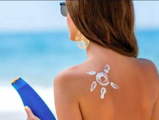 Polyacrylate de sodium &amp; C13-14 Isoparaffine &amp; Laureth-7 procédé à froid émulsifiant bonne compatibilité avec les ingrédients actifs