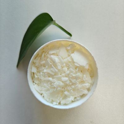 CAS 72175-39-4 PEG-20 Méthylglucose Sesquistearate Émulsifiants traditionnels Pour soins personnels Fournisseurs de matières premières
