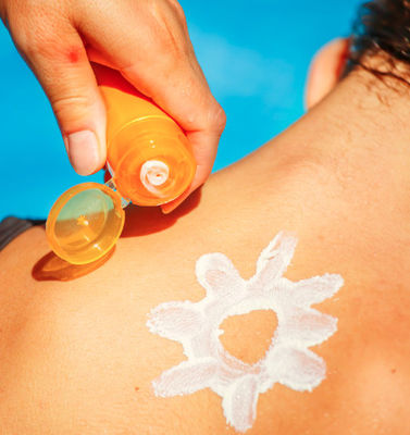 CAS 63705-03-3 Polyglycéryl-3 Diisostearate EO Émulsifiants naturels libres pour le visage étanche au soleil