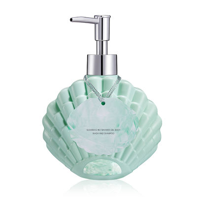 PVP CAS 9003-39-8 Forgeur de film cosmétique à haute capacité d'absorption d'eau pour produits capillaires