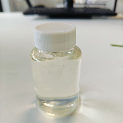 Cas 25086-89-9 VP/VA Copolymère agent de formation de film incolore pour les produits de soins capillaires
